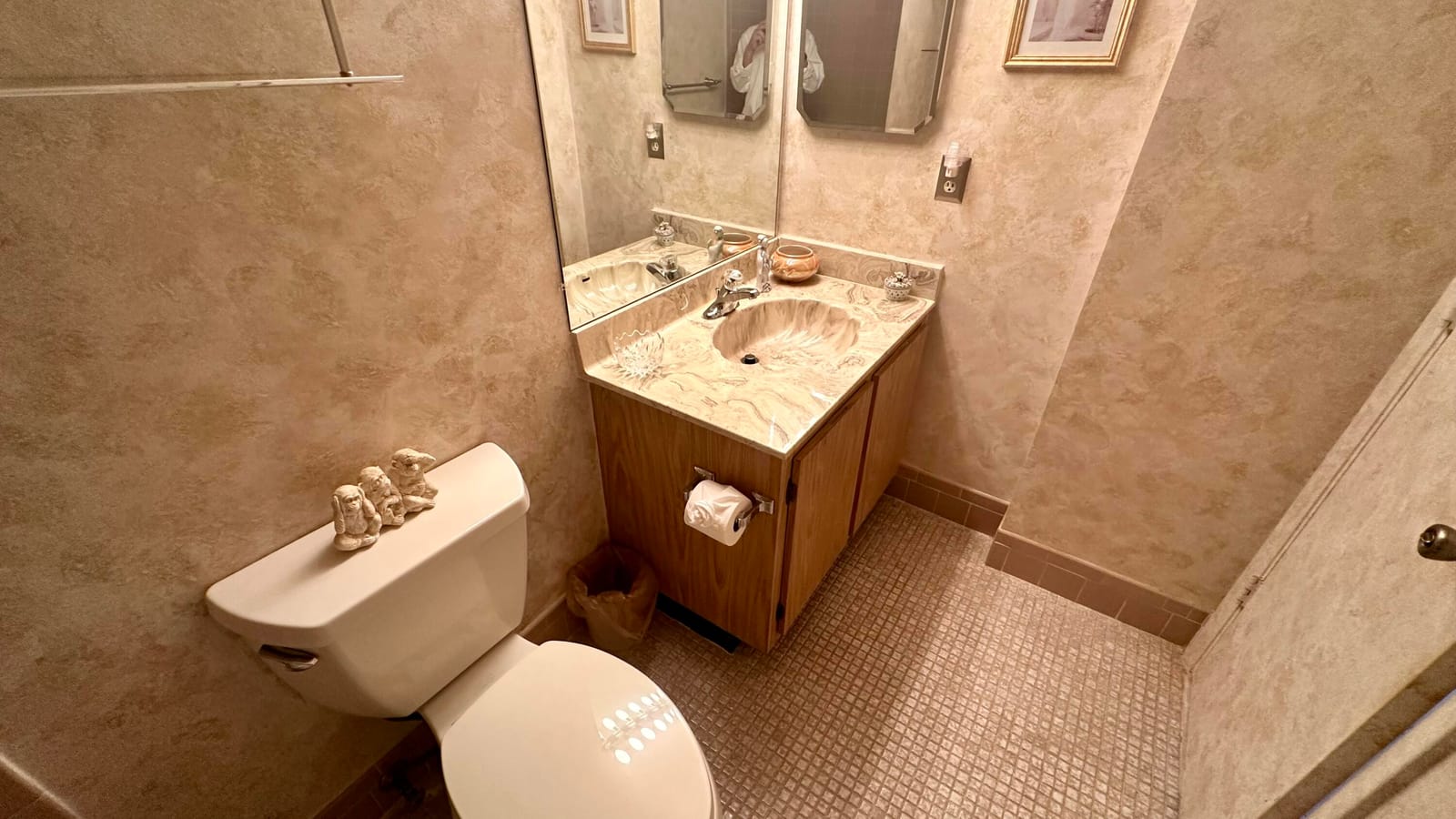 6585 Kensington Lane Apt 207, Delray Beach, FL 33446 photo 18