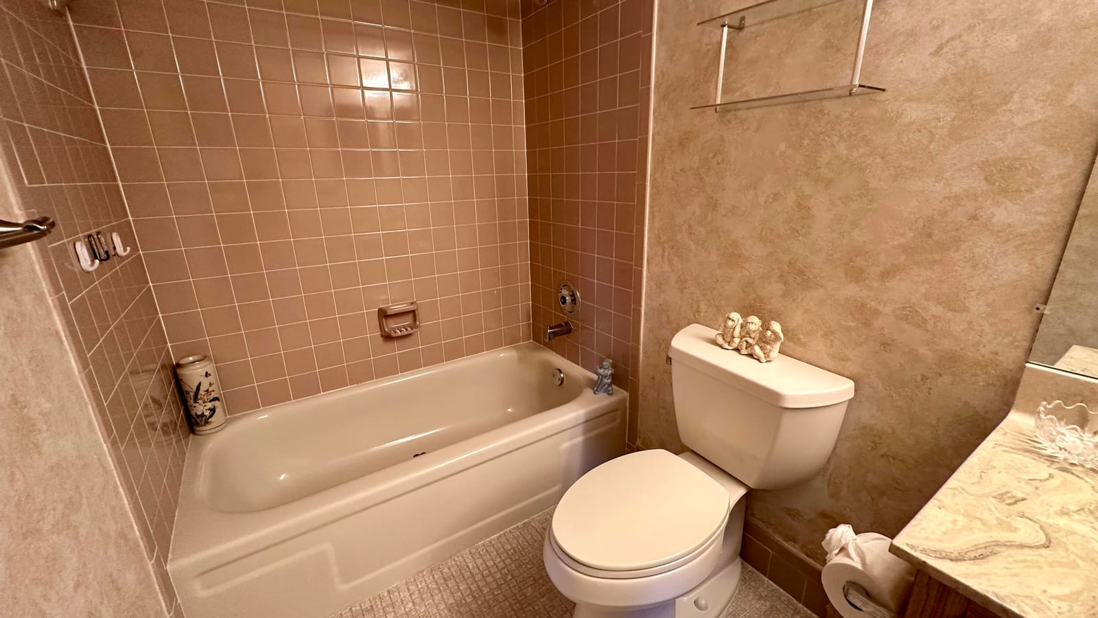 6585 Kensington Lane Apt 207, Delray Beach, FL 33446 photo 19