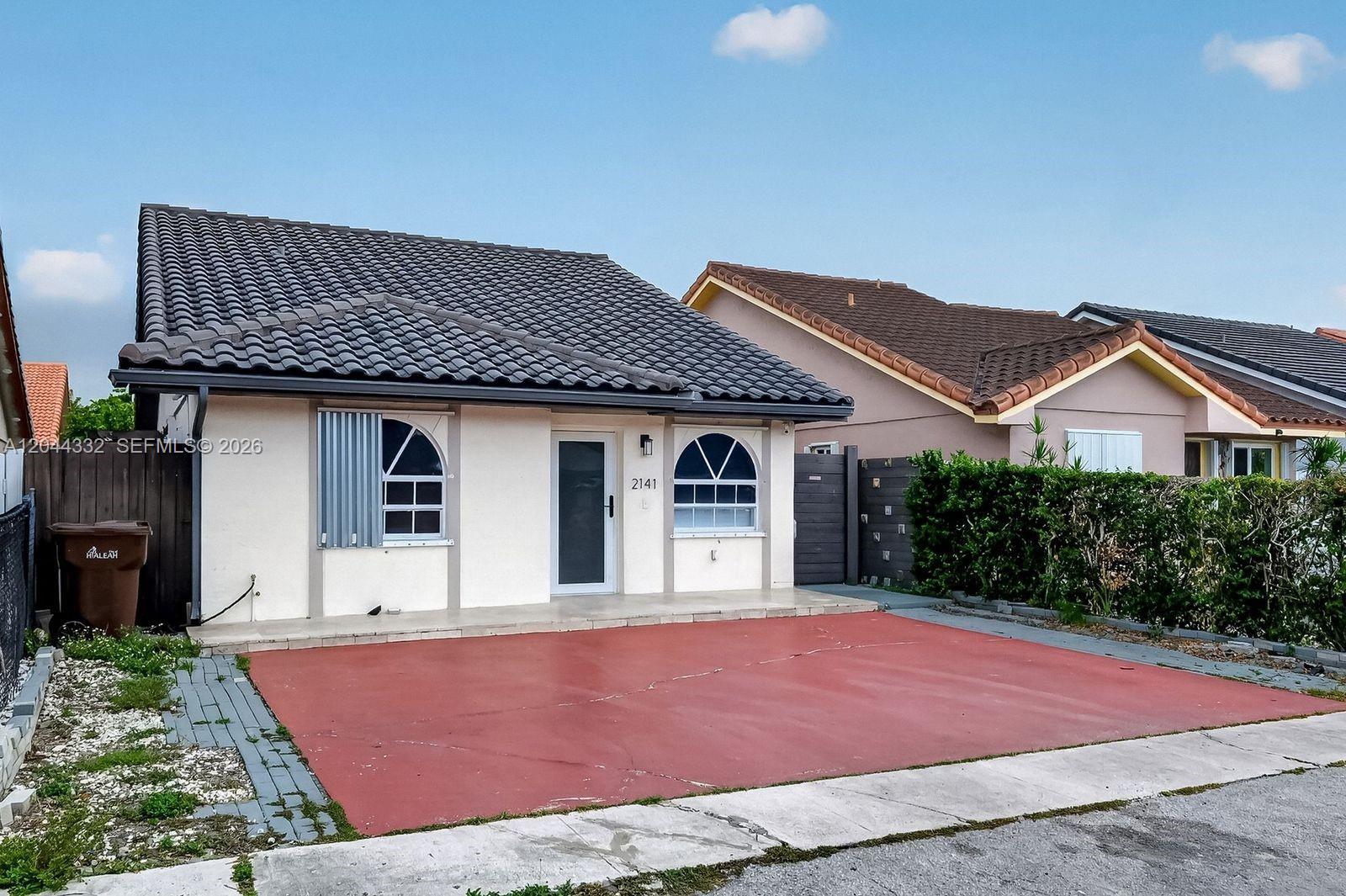 2141 W 53rd Street 1, Hialeah, FL 33016, Hialeah