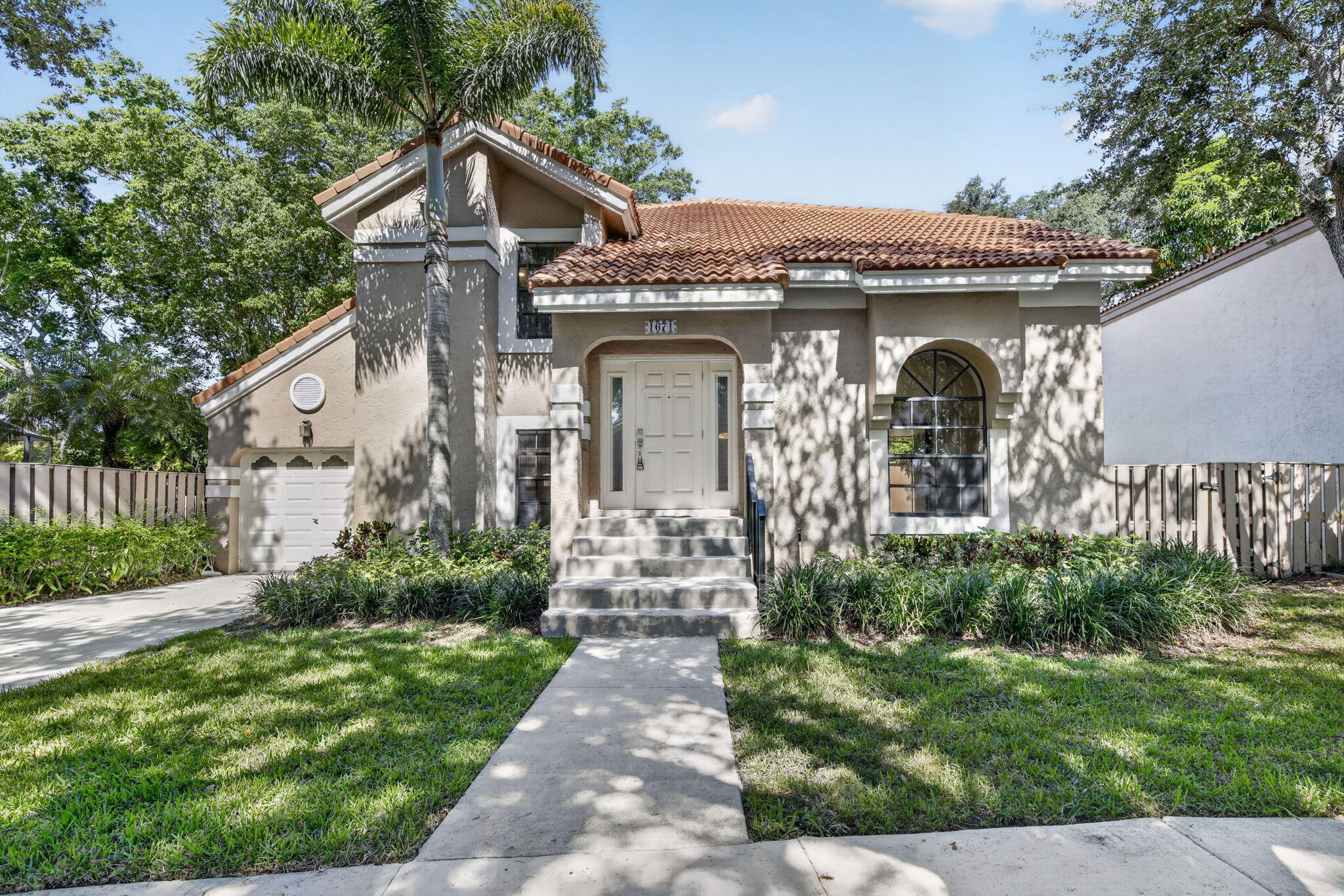 1671 NW 107th Lane, Plantation, FL 33322