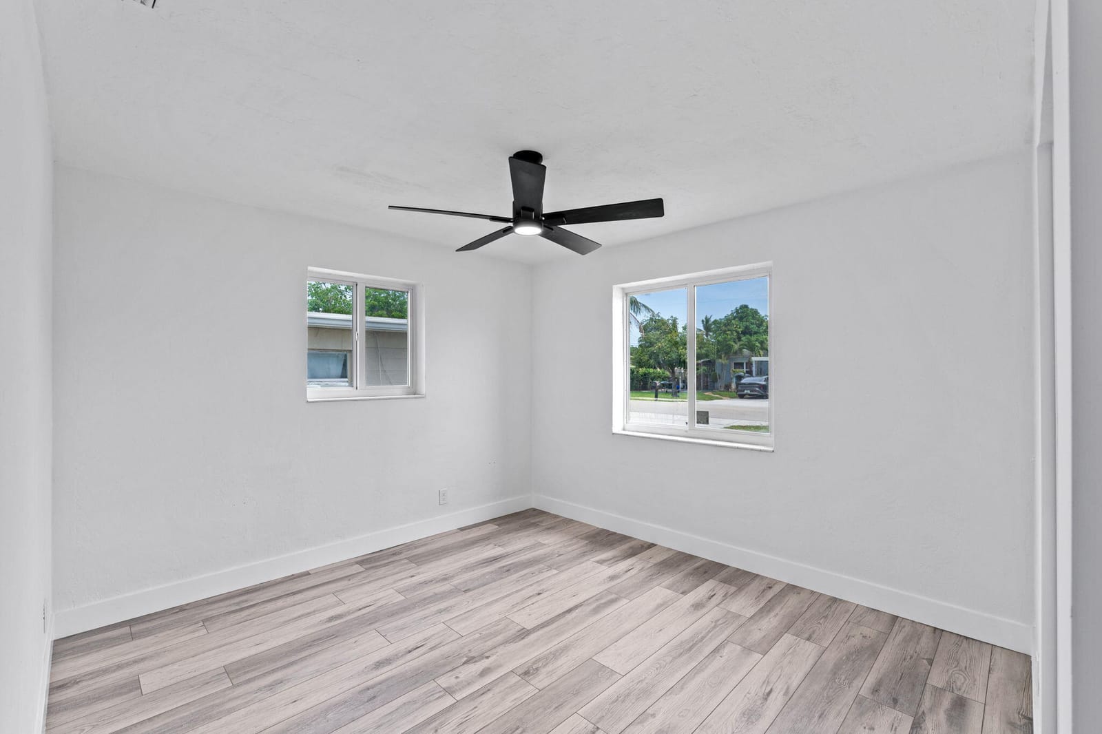 2029 Ardmore Road, West Palm Beach, FL 33409 photo 13