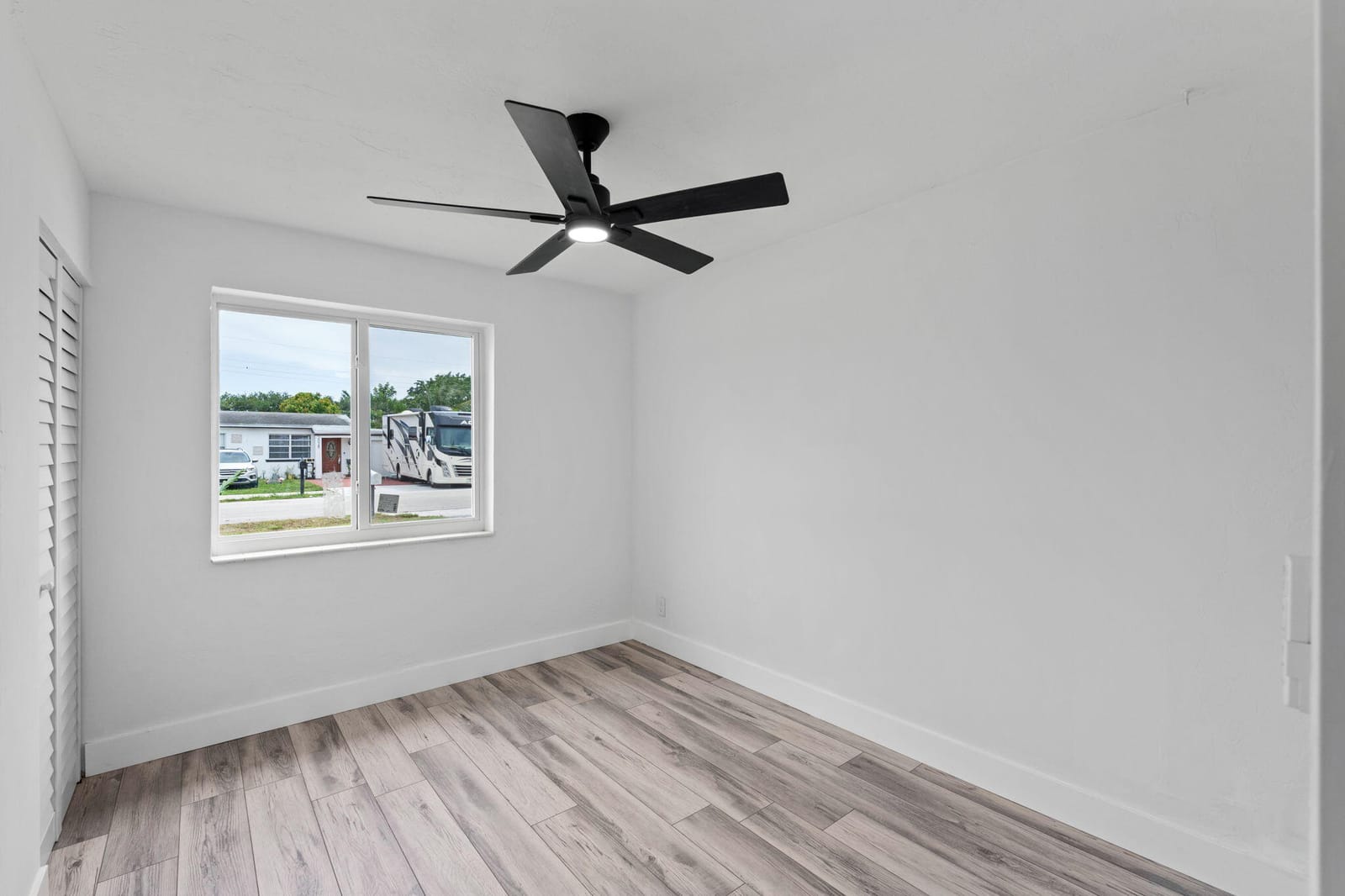 2029 Ardmore Road, West Palm Beach, FL 33409 photo 14