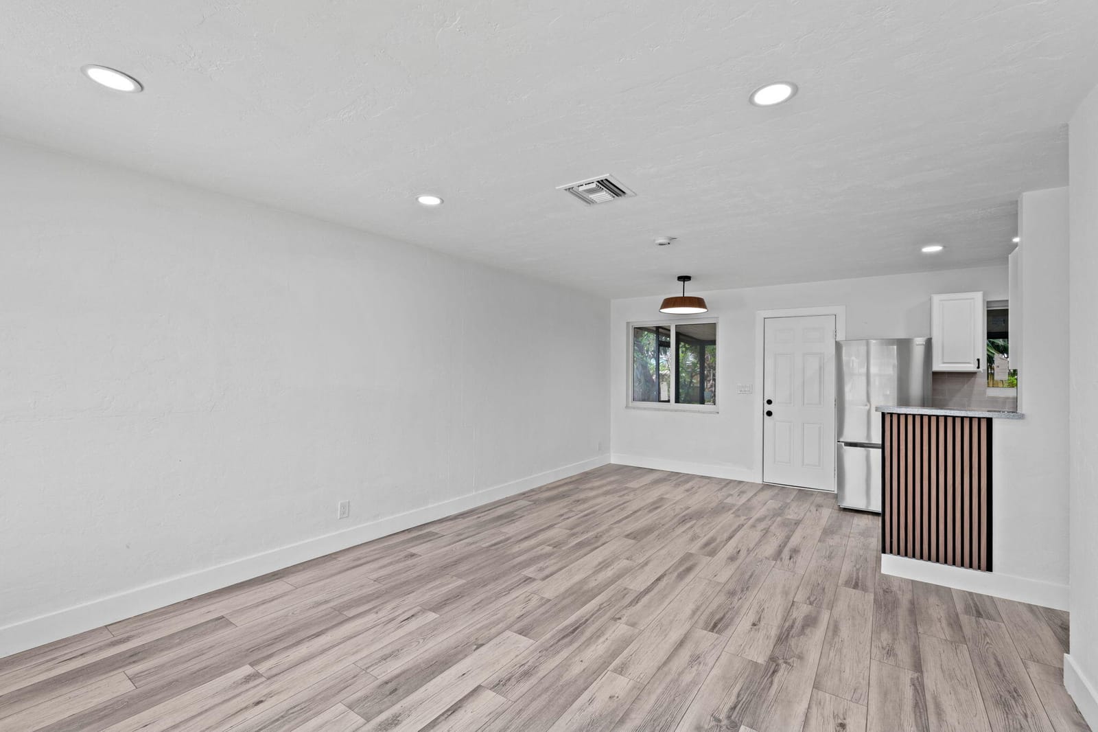2029 Ardmore Road — photo 7