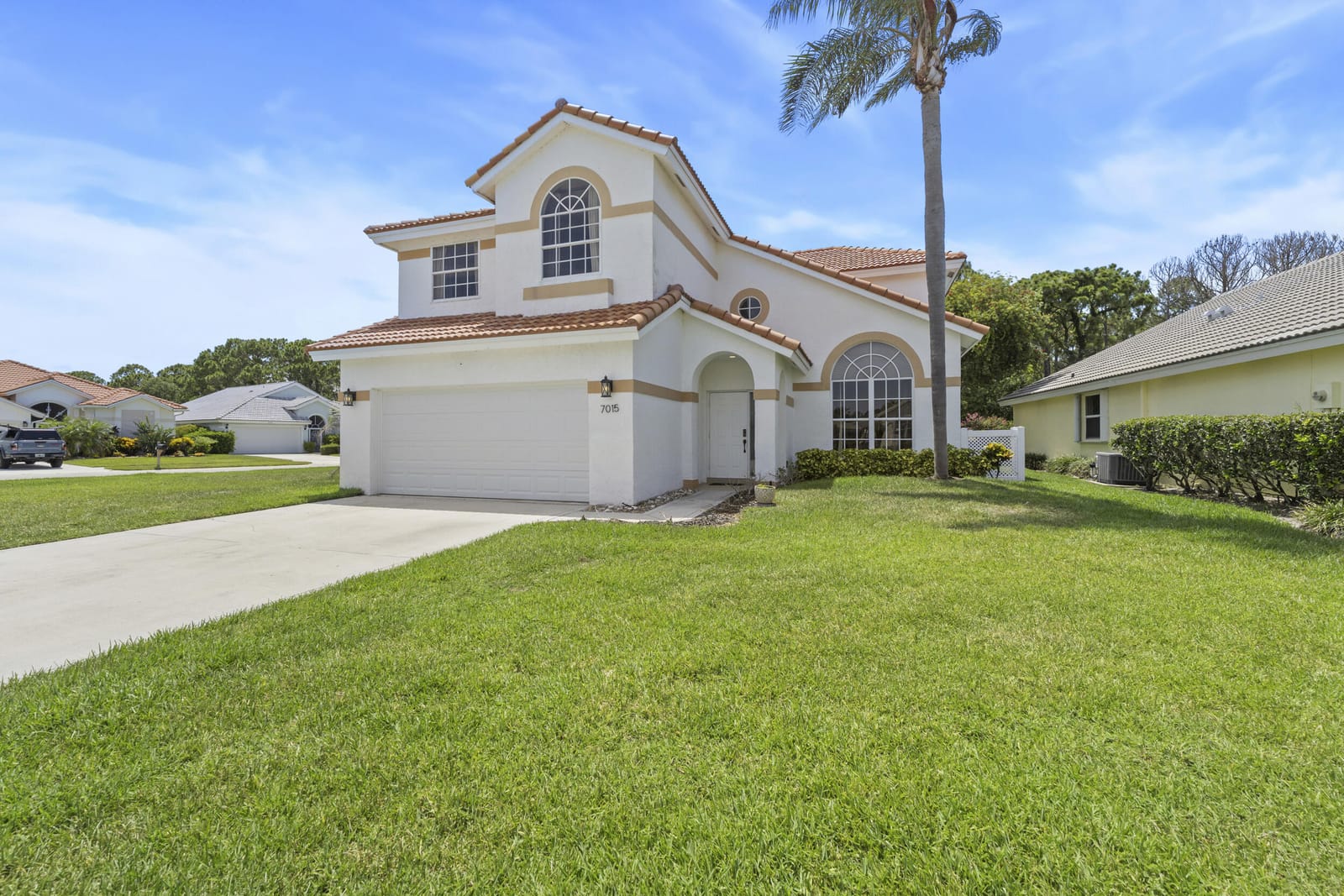 7015 SE Cutler Trail SE — photo 2