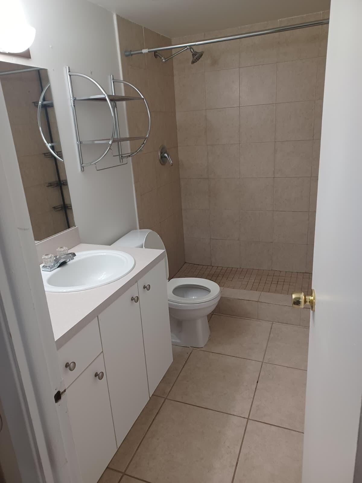 407 Executive Center Drive 203, West Palm Beach, FL 33401 photo 9