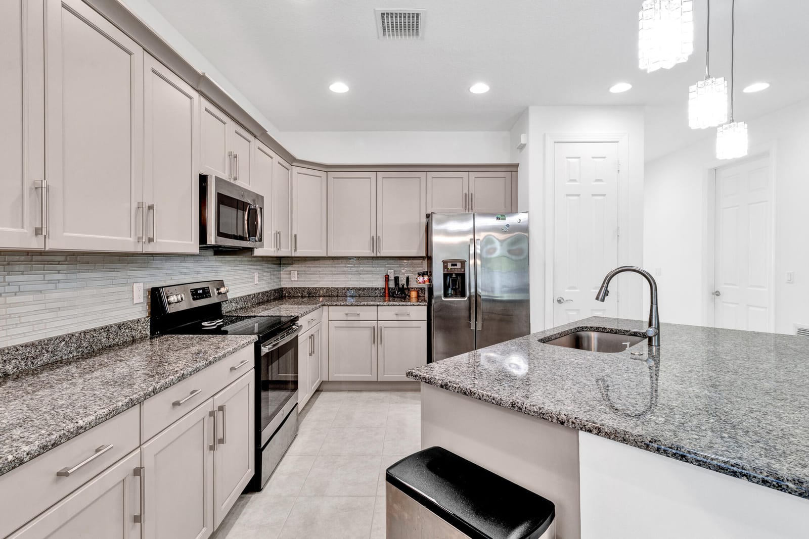 2511 Bella Vista Circle, Vero Beach, FL 32966 photo 7
