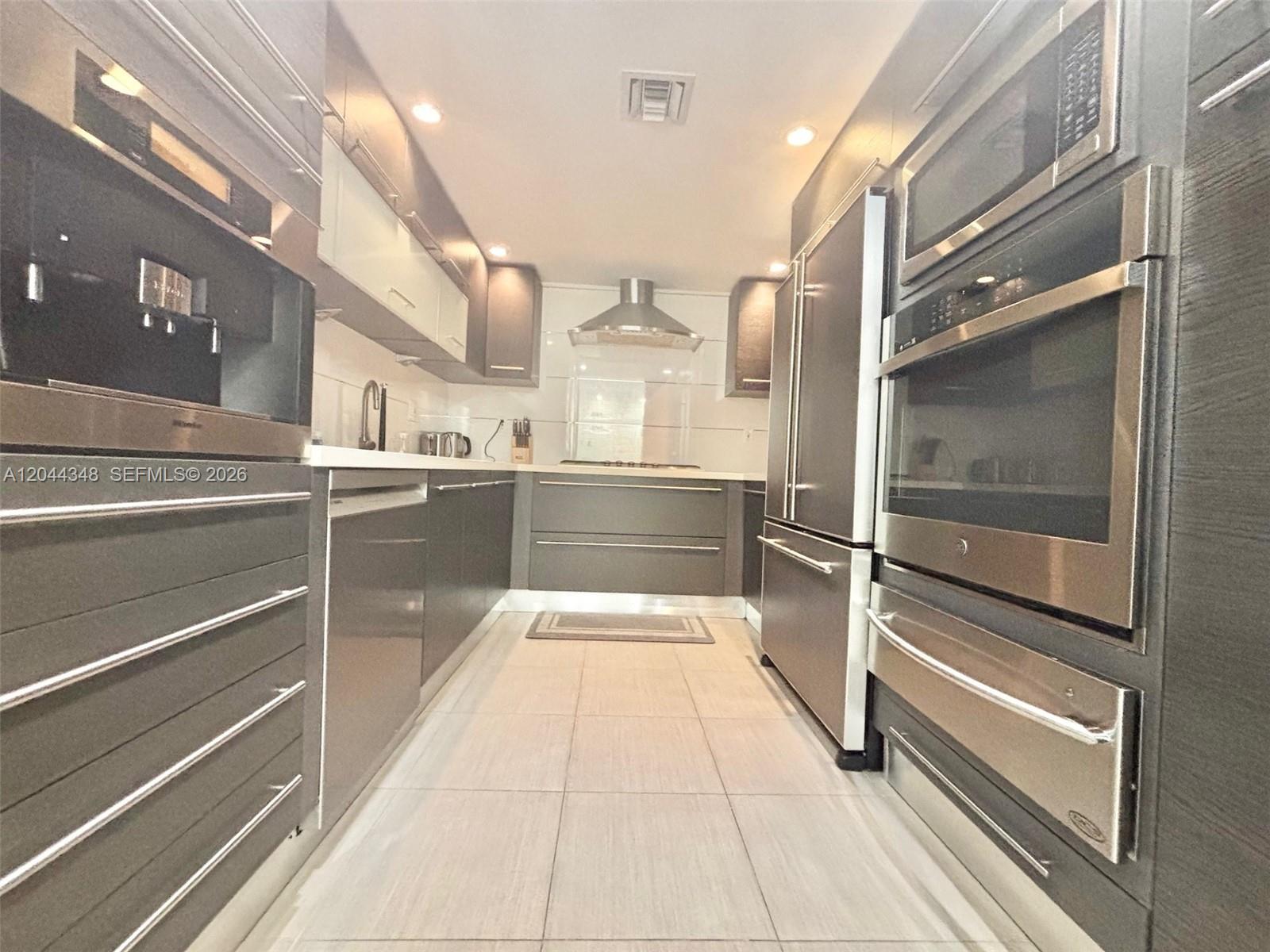 2030 S Ocean Drive 423, Hallandale Beach, FL 33009, Hallandale Beach