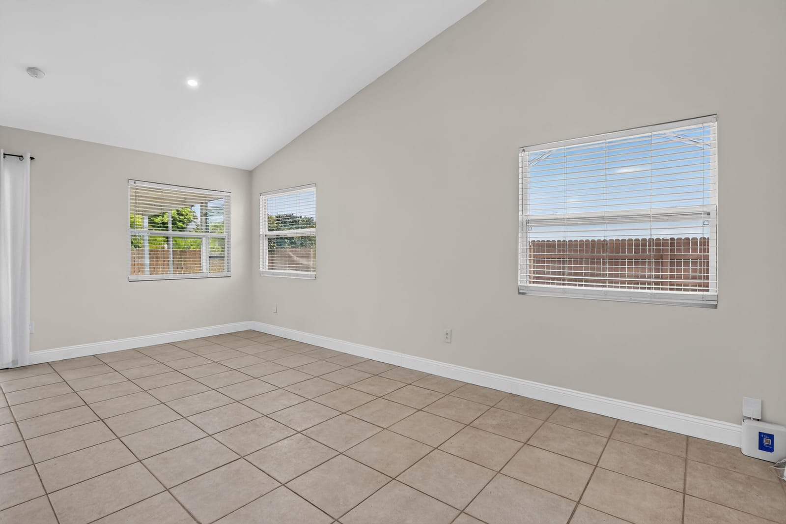23172 Bentley Place — photo 11