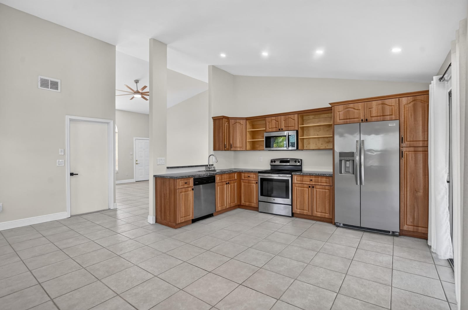 23172 Bentley Place — photo 9