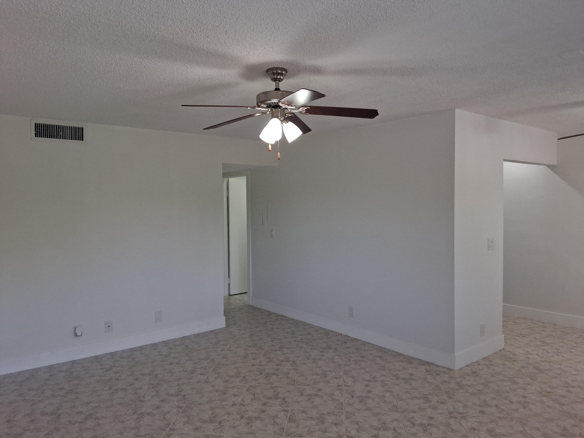 2100 Springdale Boulevard 303, Palm Springs, FL 33461, Palm Springs