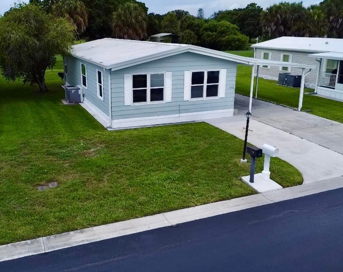 1745 SW 35th Circle — photo 1