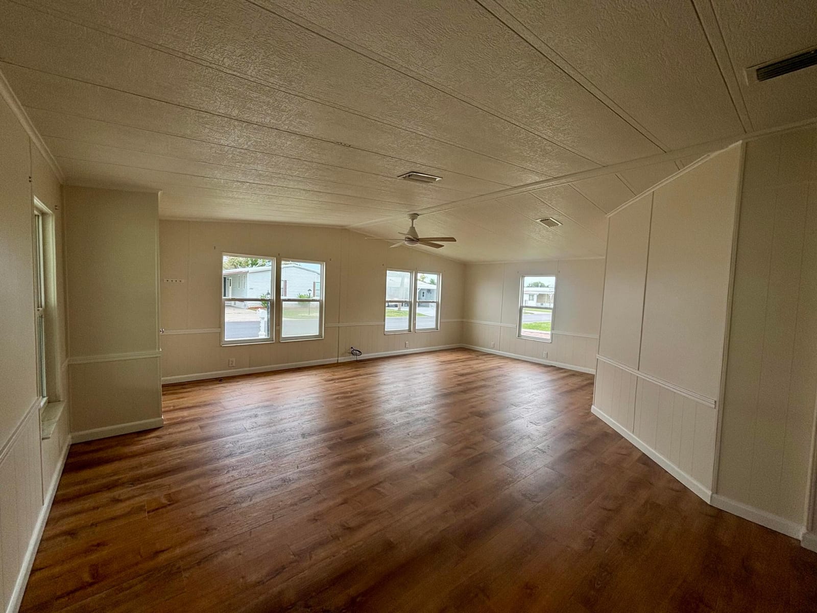 1745 SW 35th Circle — photo 10