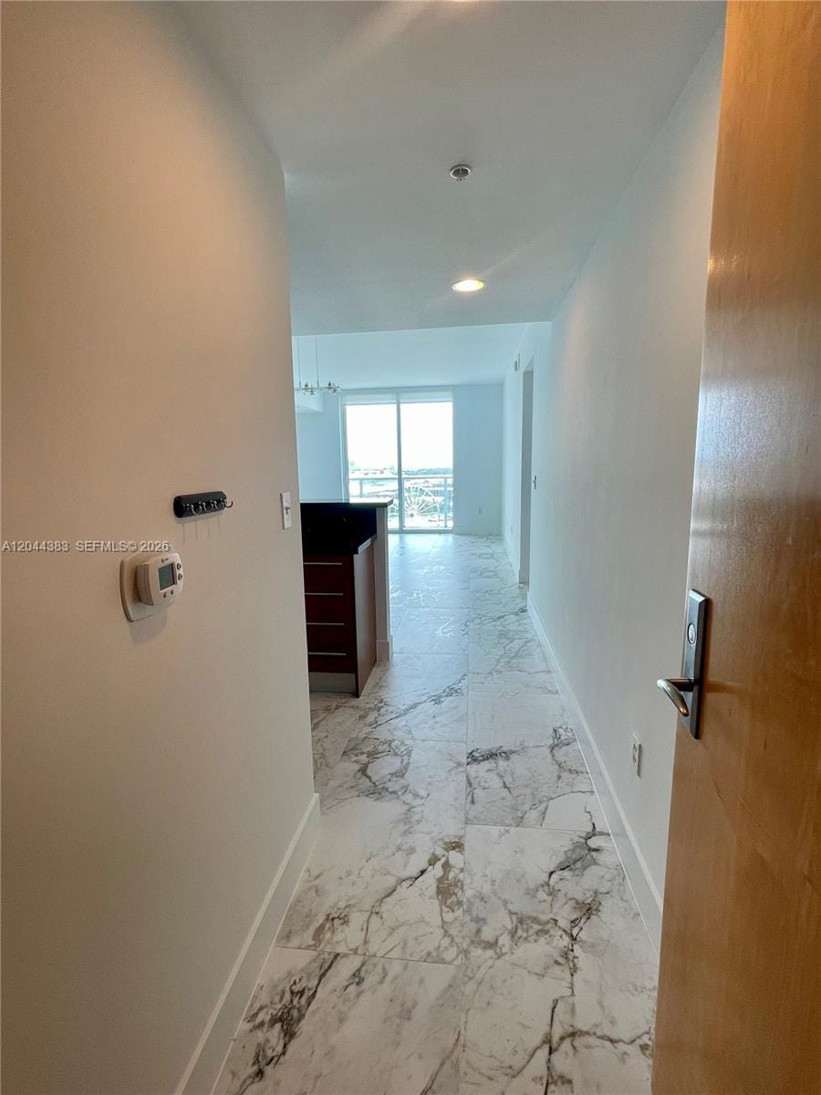 253 NE 2nd Street 2409 — photo 3