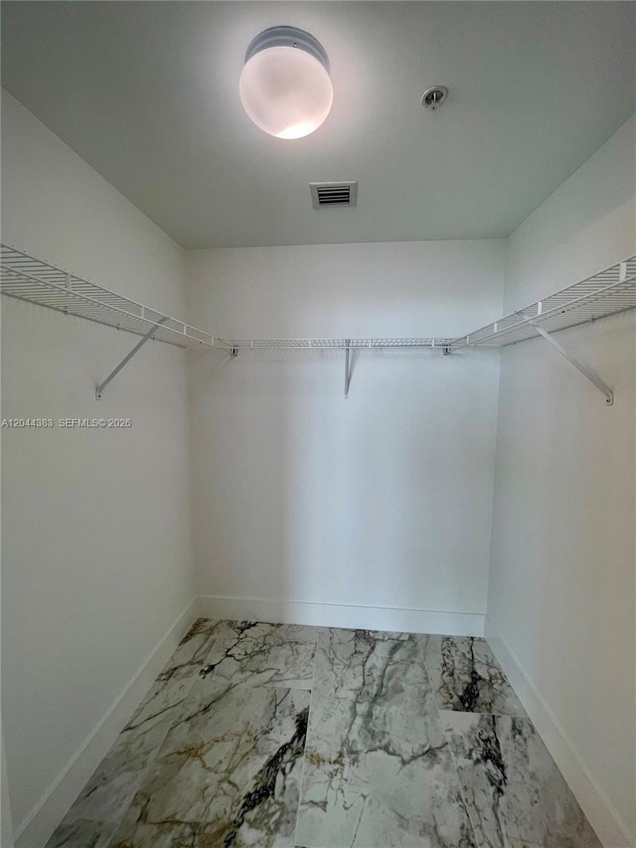 253 NE 2nd Street 2409, Miami, FL 33132 photo 27