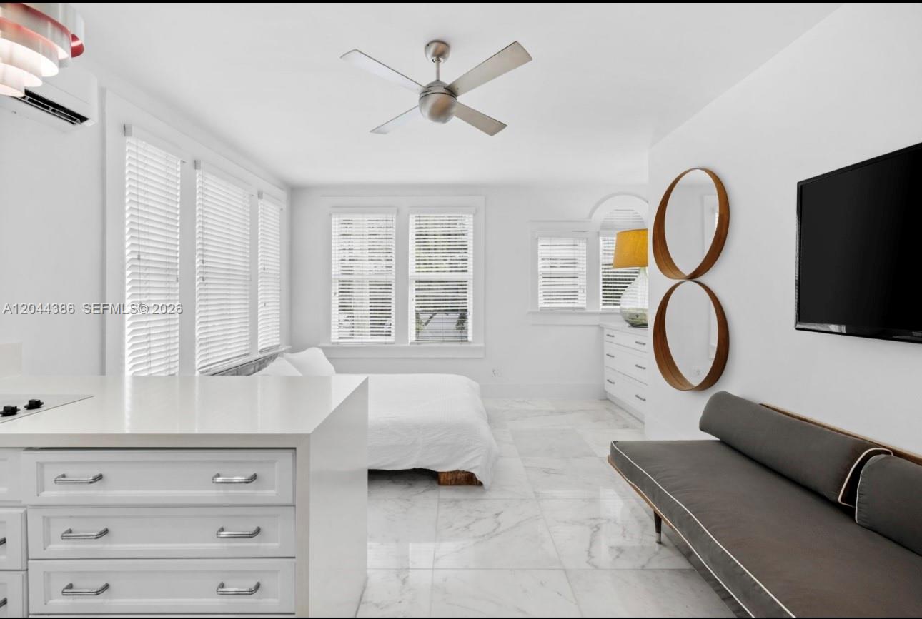 739 2nd Street 6, Miami Beach, FL 33139, Miami Beach