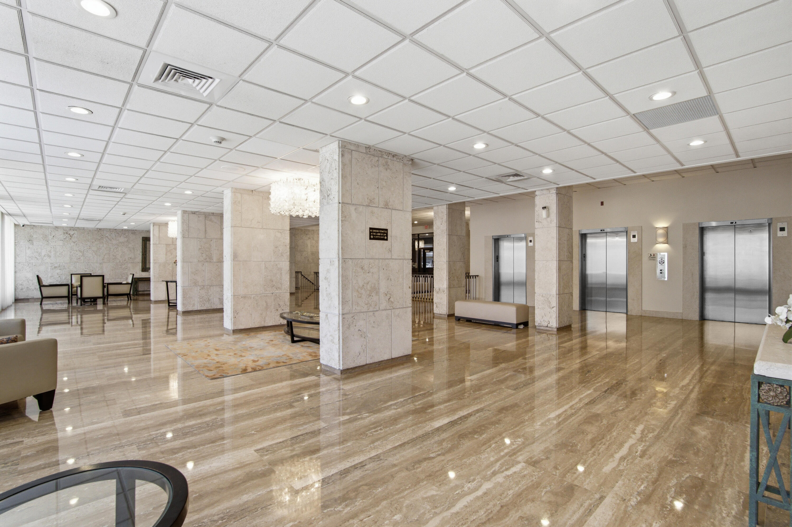 1985 S Ocean Drive 17d, Hallandale Beach, FL 33009