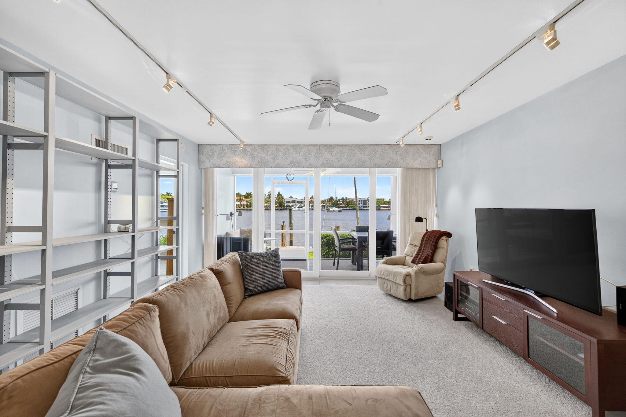 2727 Yacht Club Boulevard 1b — photo 12