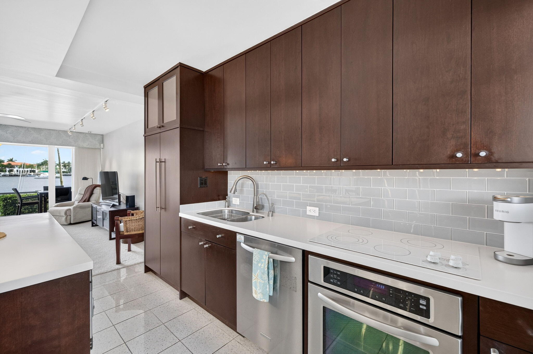2727 Yacht Club Boulevard 1b — photo 5