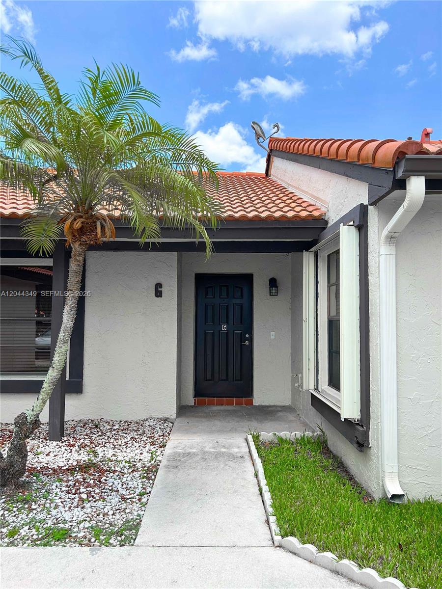 14970 SW 48th Terrace 27G, Miami, FL 33185