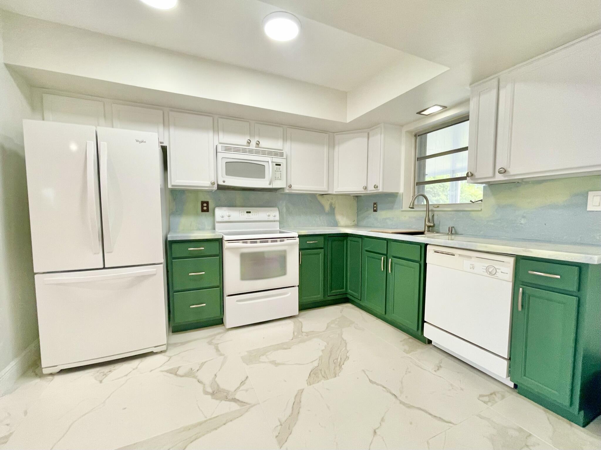 5630 Hollywood Boulevard, Hollywood, FL 33021, Hollywood