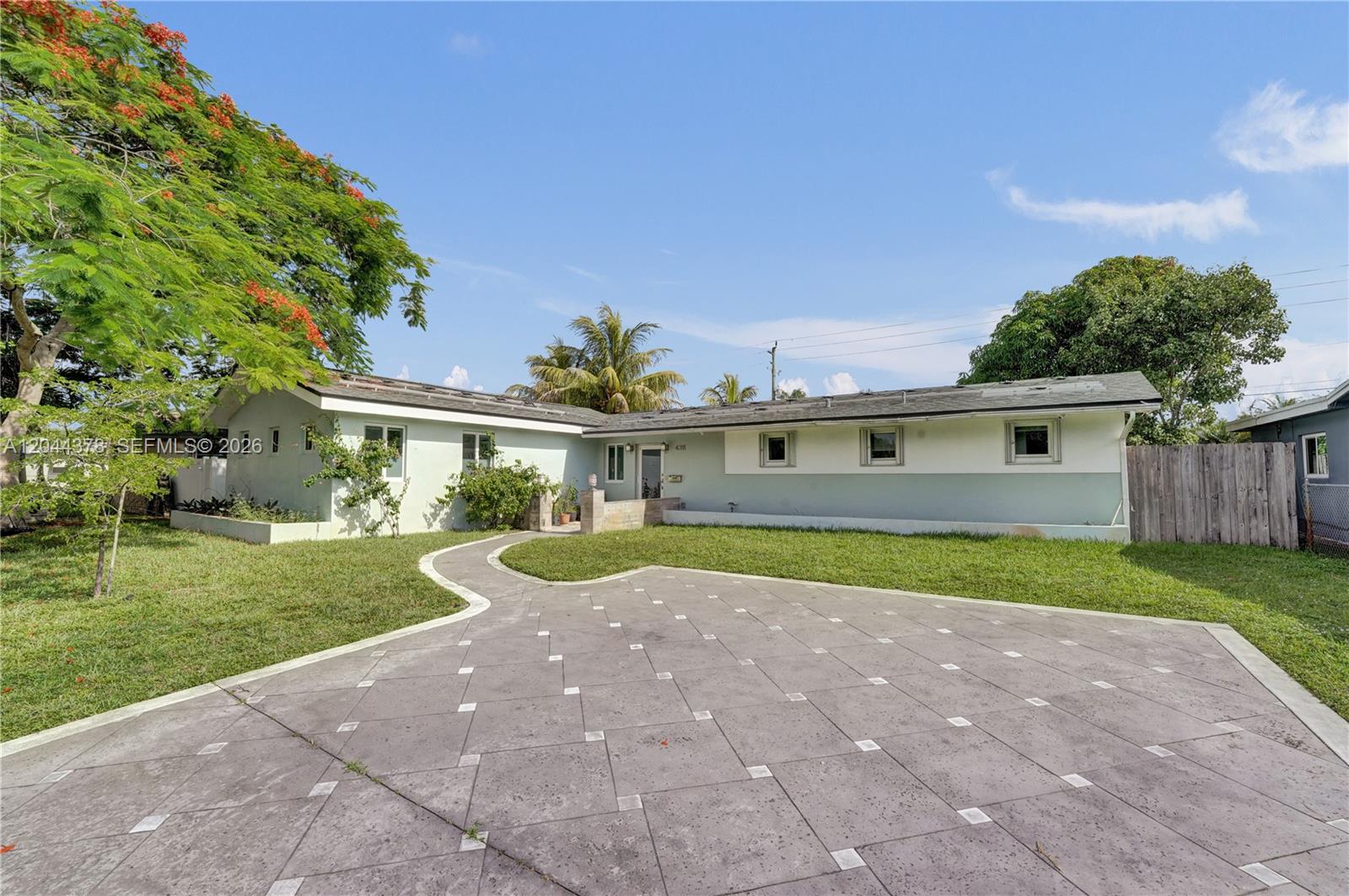 4311 Hayes Street, Hollywood, FL 33021