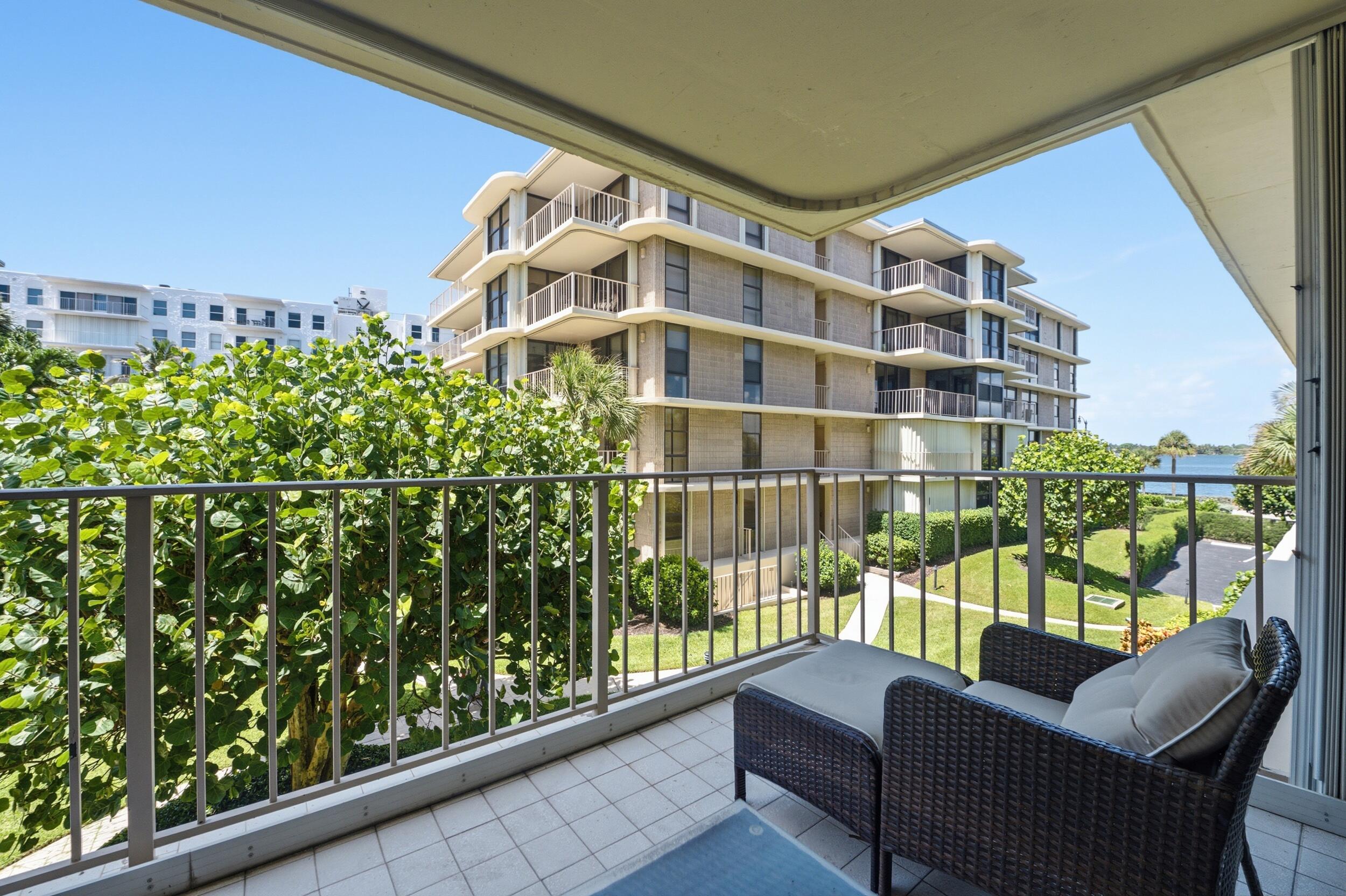 3200 S Ocean Boulevard D203, Palm Beach, FL 33480, Palm Beach