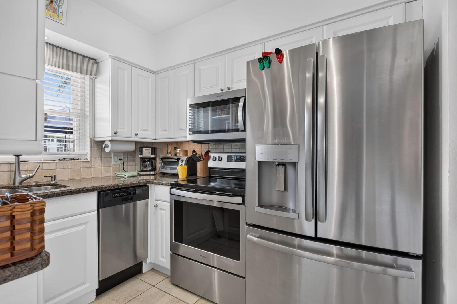 298 SE 6th Avenue 9, Pompano Beach, FL 33060 photo 11