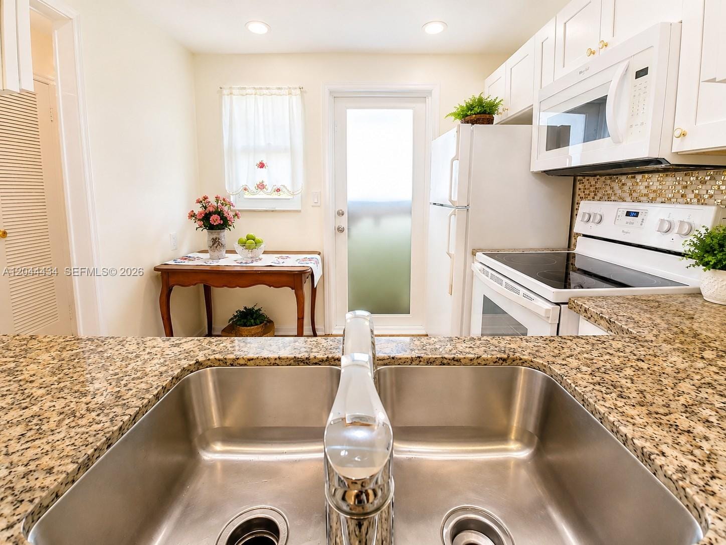 300 NE 12th Avenue 606, Hallandale Beach, FL 33009 photo 8