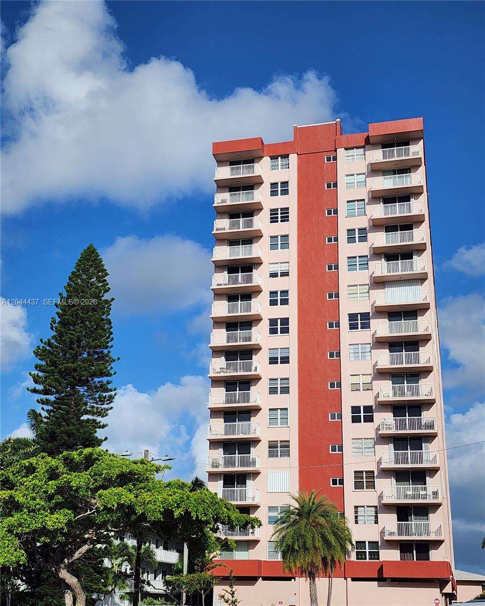 3161 S Ocean Drive 301, Hallandale Beach, FL 33009