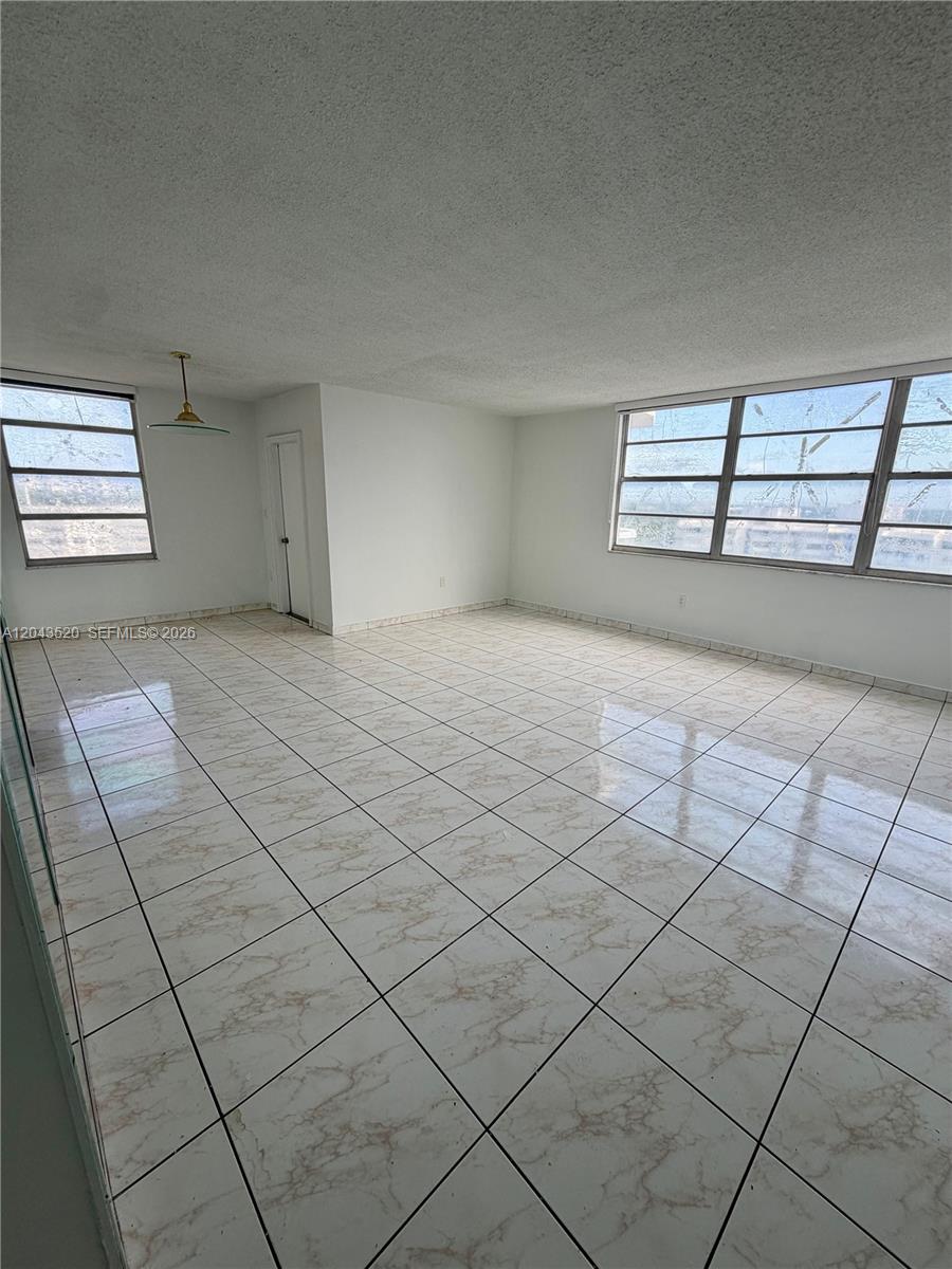 1351 NE Miami Gardens Drive 1215E, Miami, FL 33179