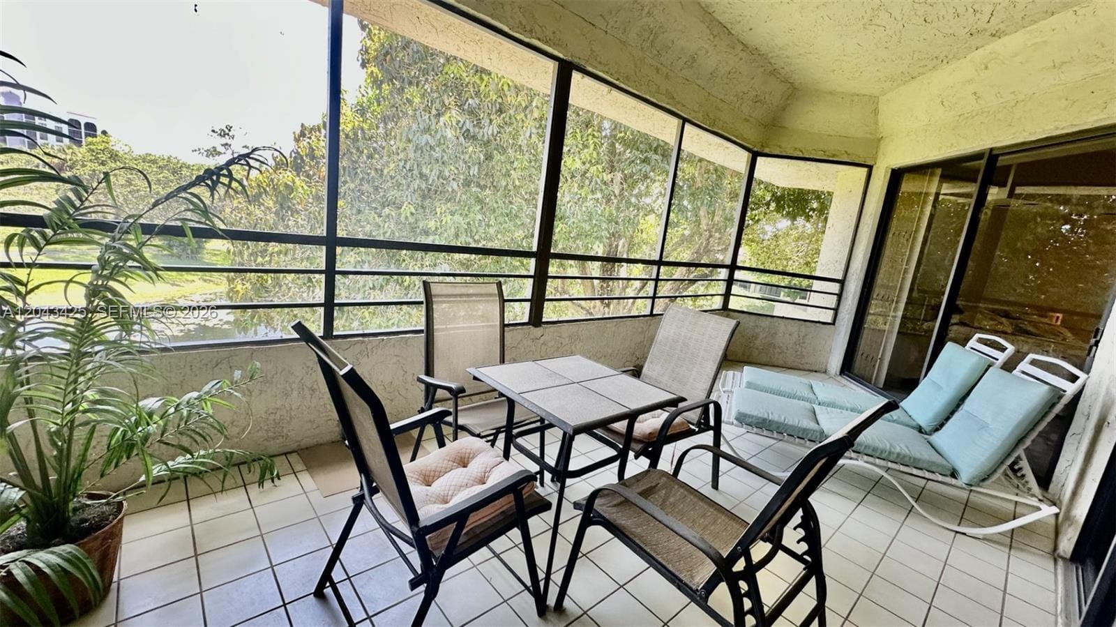 7472 La Paz Boulevard 301 — photo 6