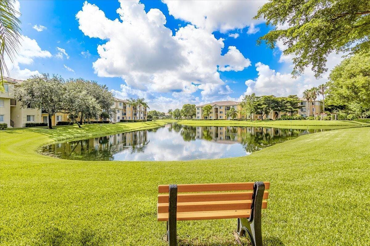 200 N Crestwood Court N 211, Royal Palm Beach, FL 33411 photo 19