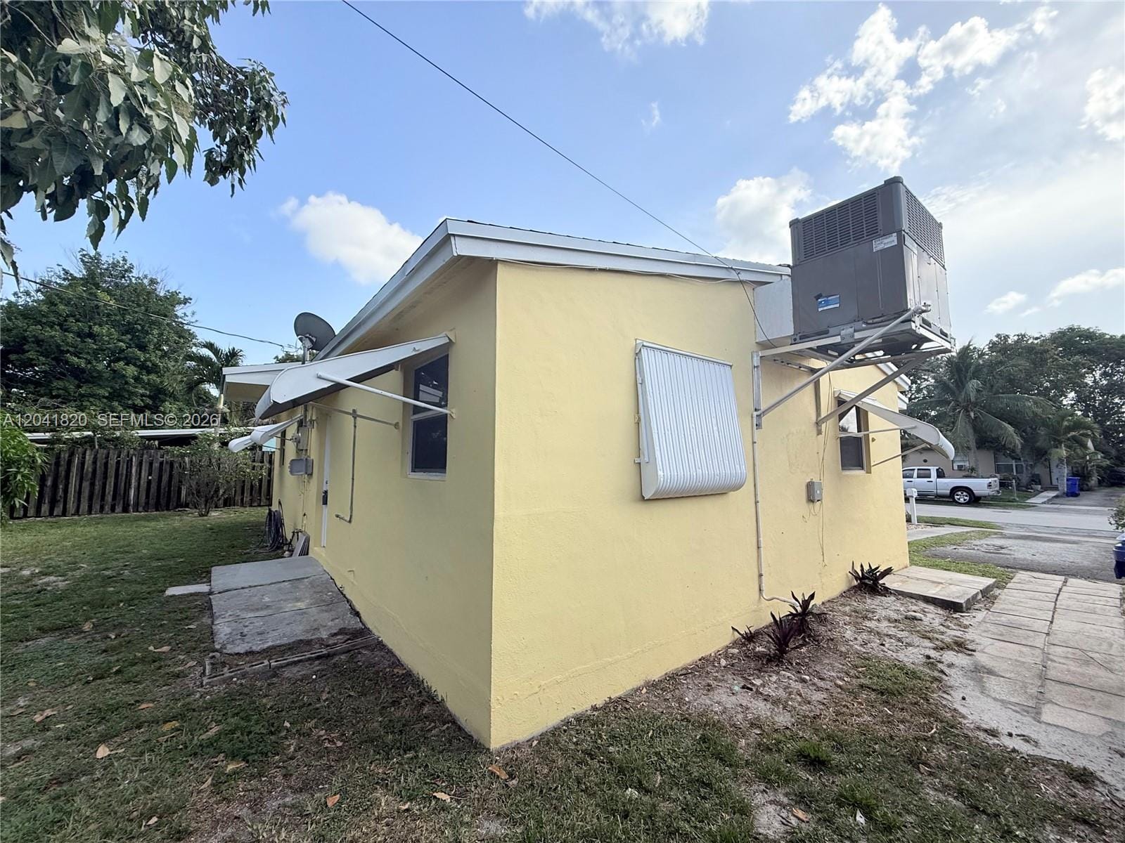 1311 N 69th Avenue, Hollywood, FL 33024 photo 27