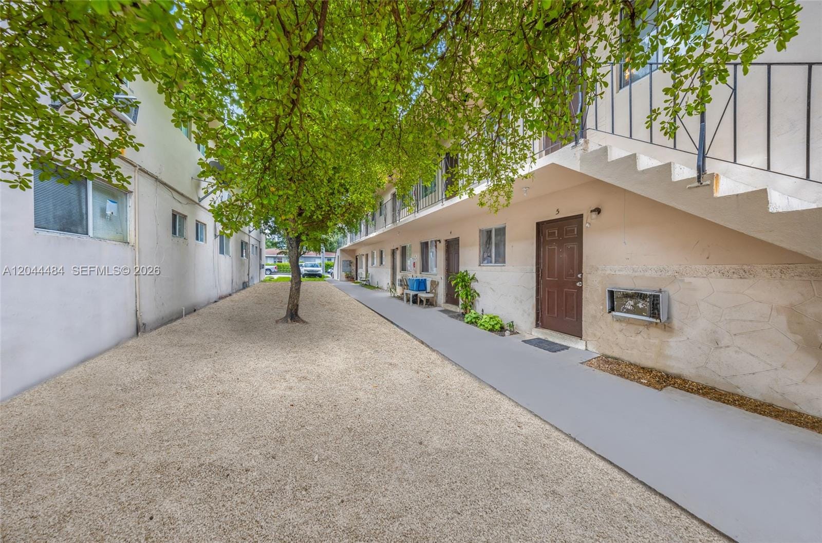 731 SW 5th Street, Miami, FL 33130 photo 7