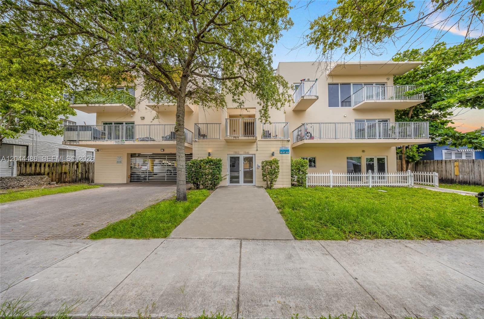 1553 SW 2nd Street, Miami, FL 33135