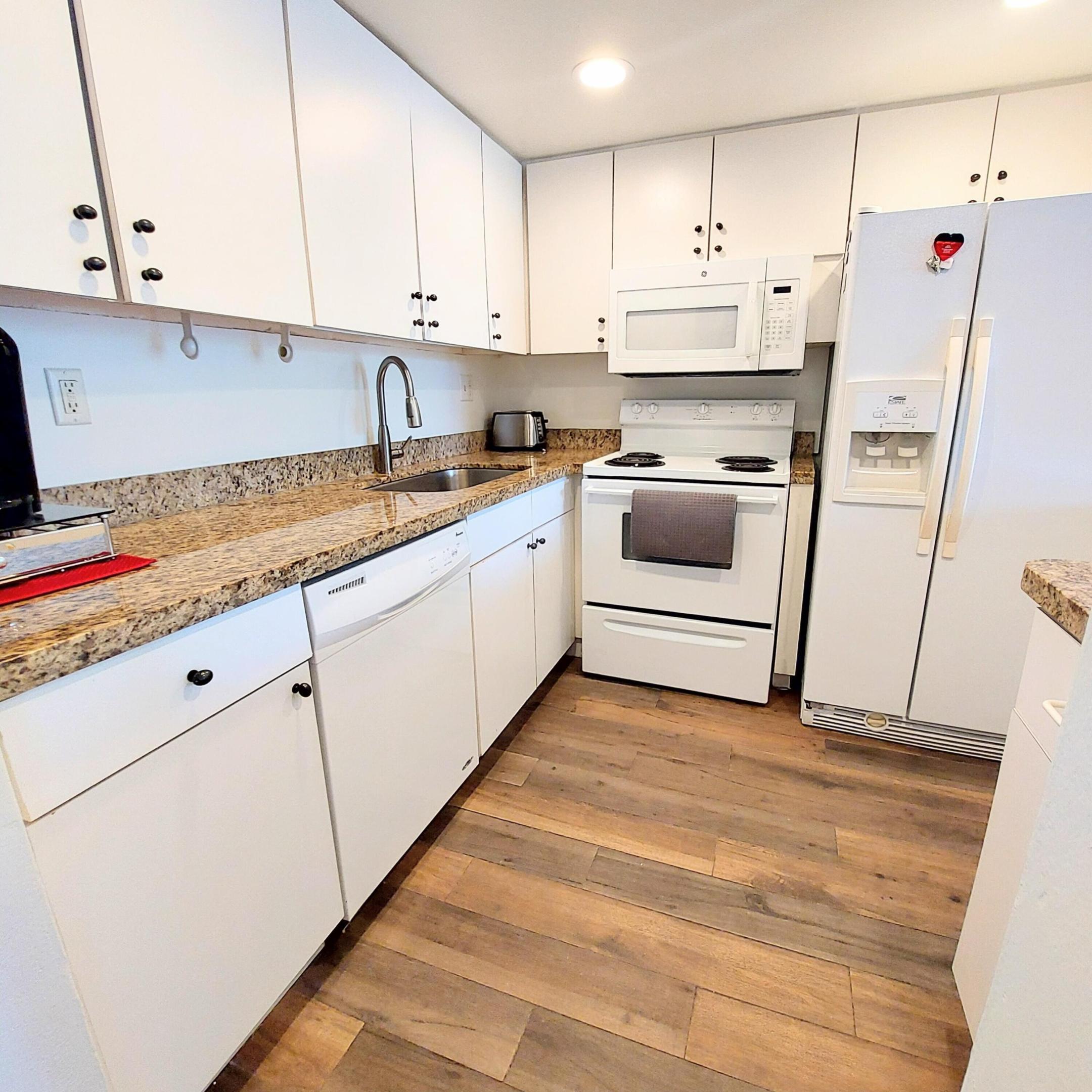 1830 Embassy Drive 306, West Palm Beach, FL 33401, West Palm Beach
