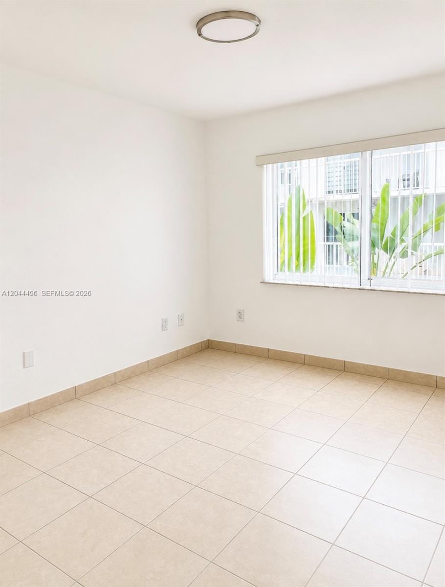 16851 NE 35th Avenue 27 — photo 10
