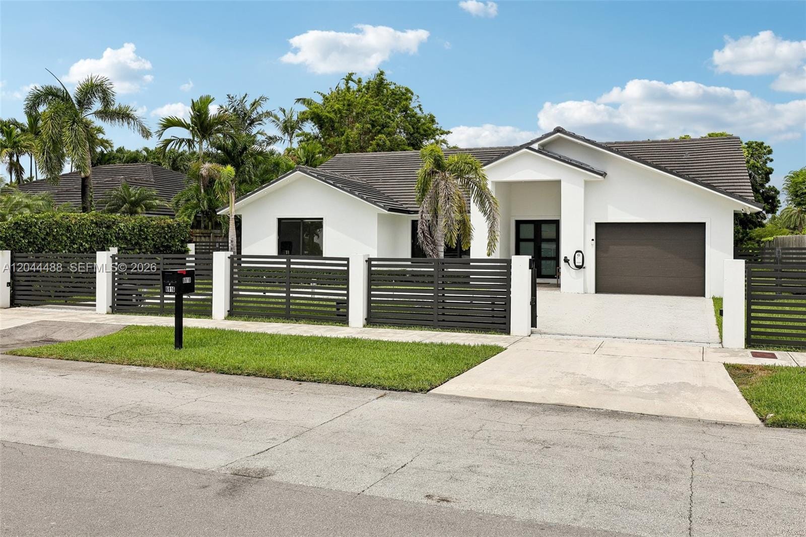 6816 SW 89th Court, Miami, FL 33173 photo 3