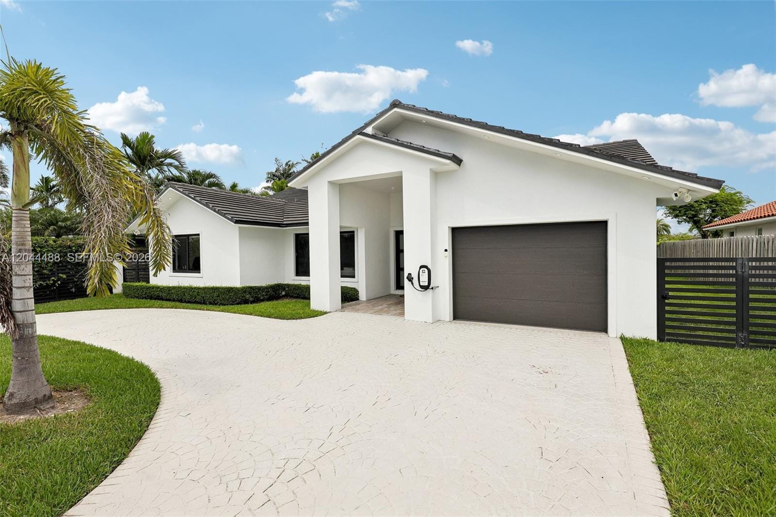 6816 SW 89th Court, Miami, FL 33173 photo 4