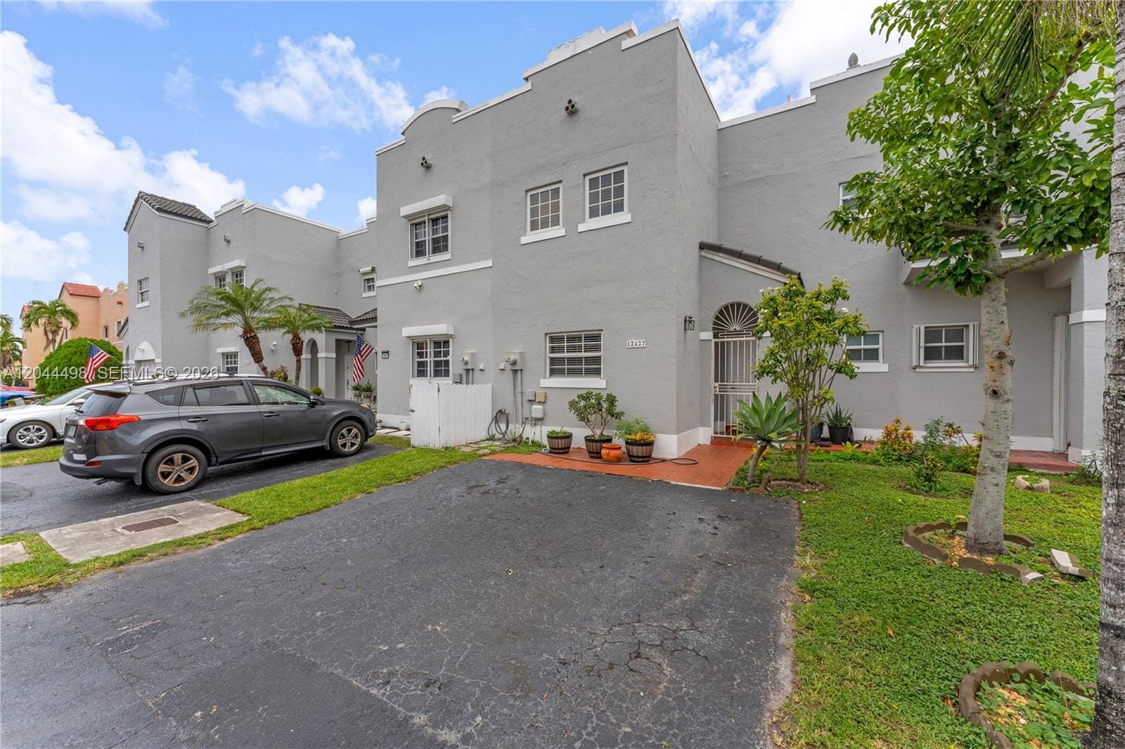 12427 NW 7th Lane, Miami, FL 33182 photo 2
