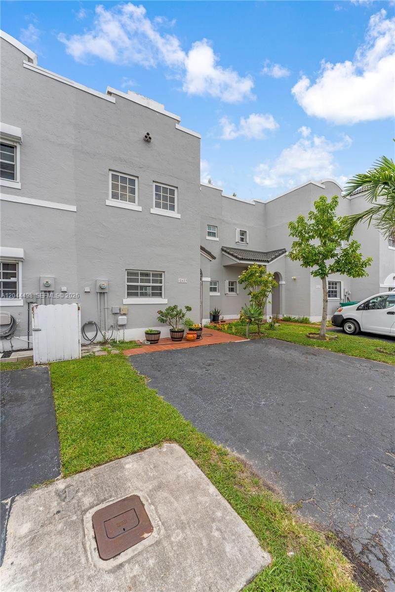 12427 NW 7th Lane, Miami, FL 33182 photo 3