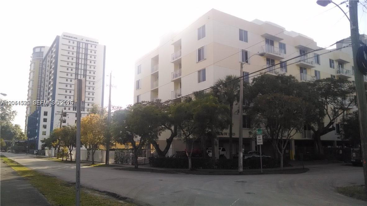 126 SW 17th Road 301, Miami, FL 33129, Miami