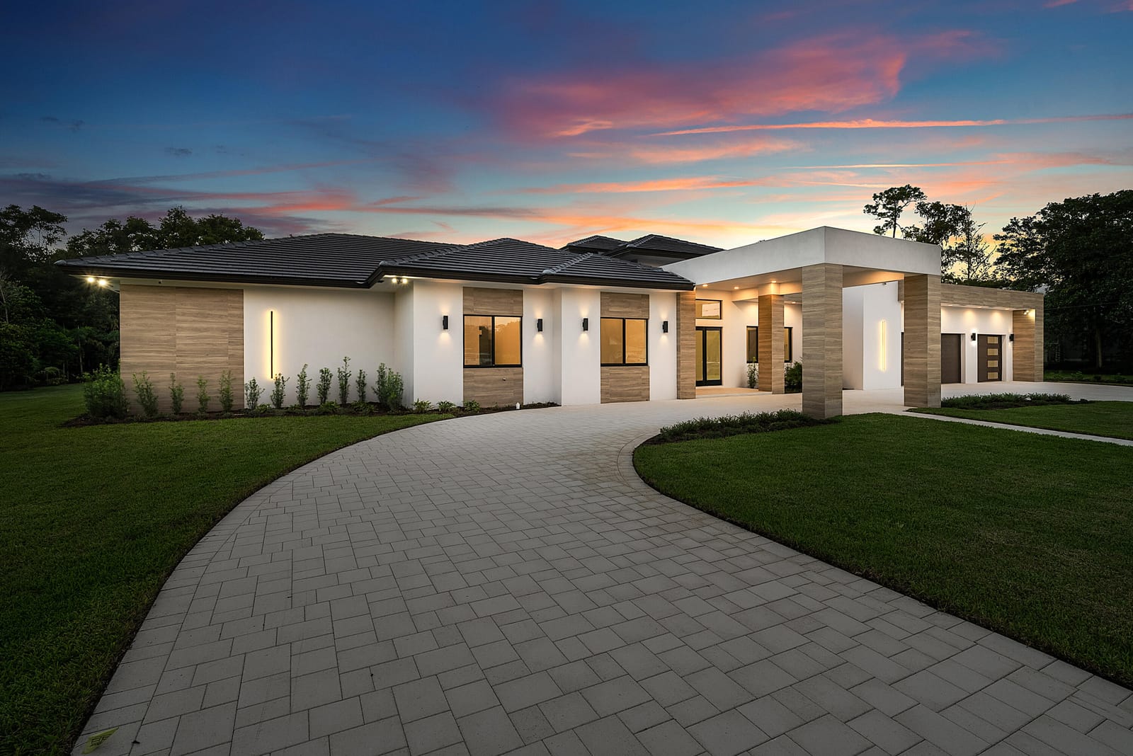 14817 Paddock Drive — photo 4
