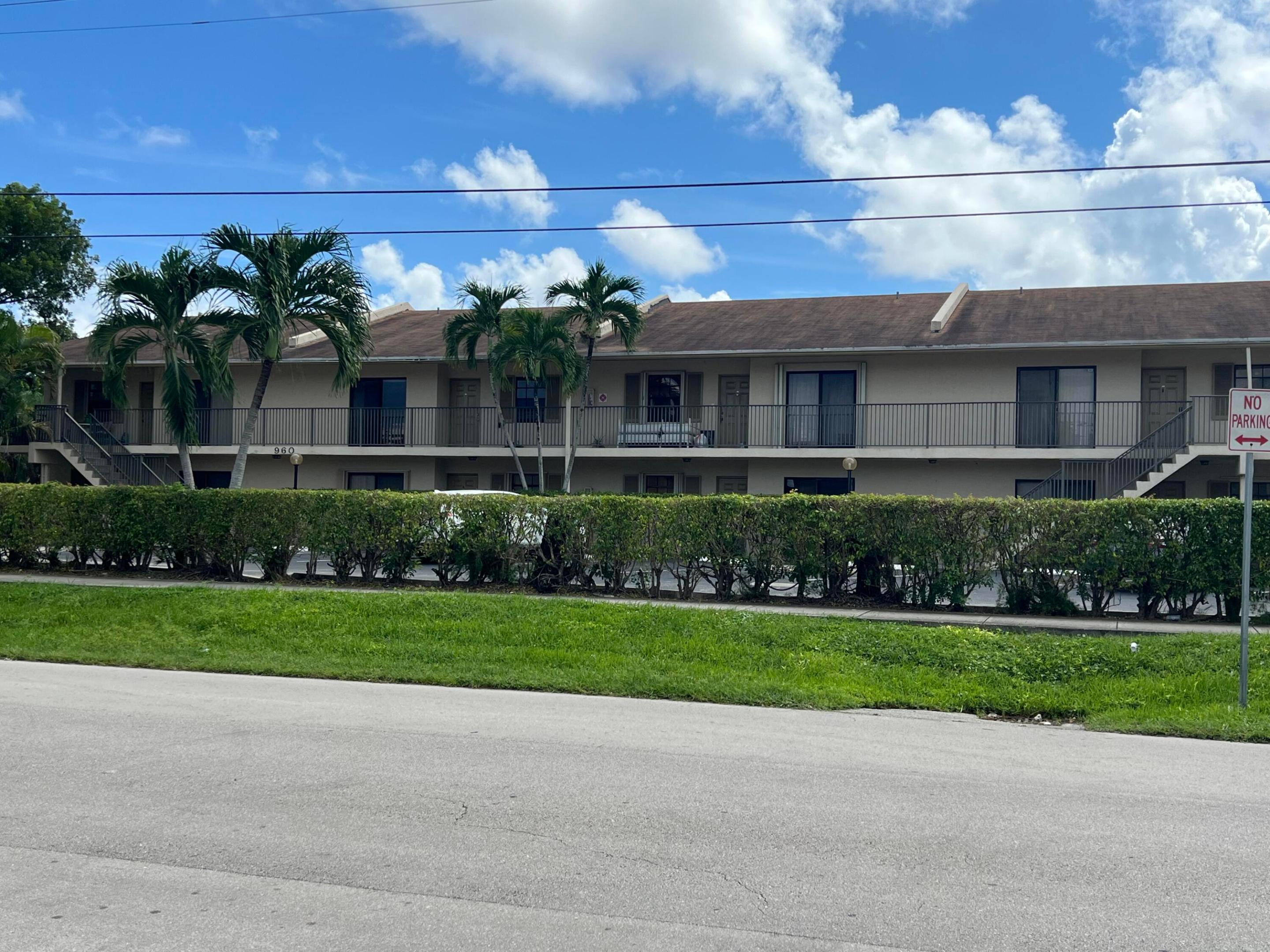 960 NW 45th Street B-6, Deerfield Beach, FL 33064, Deerfield Beach