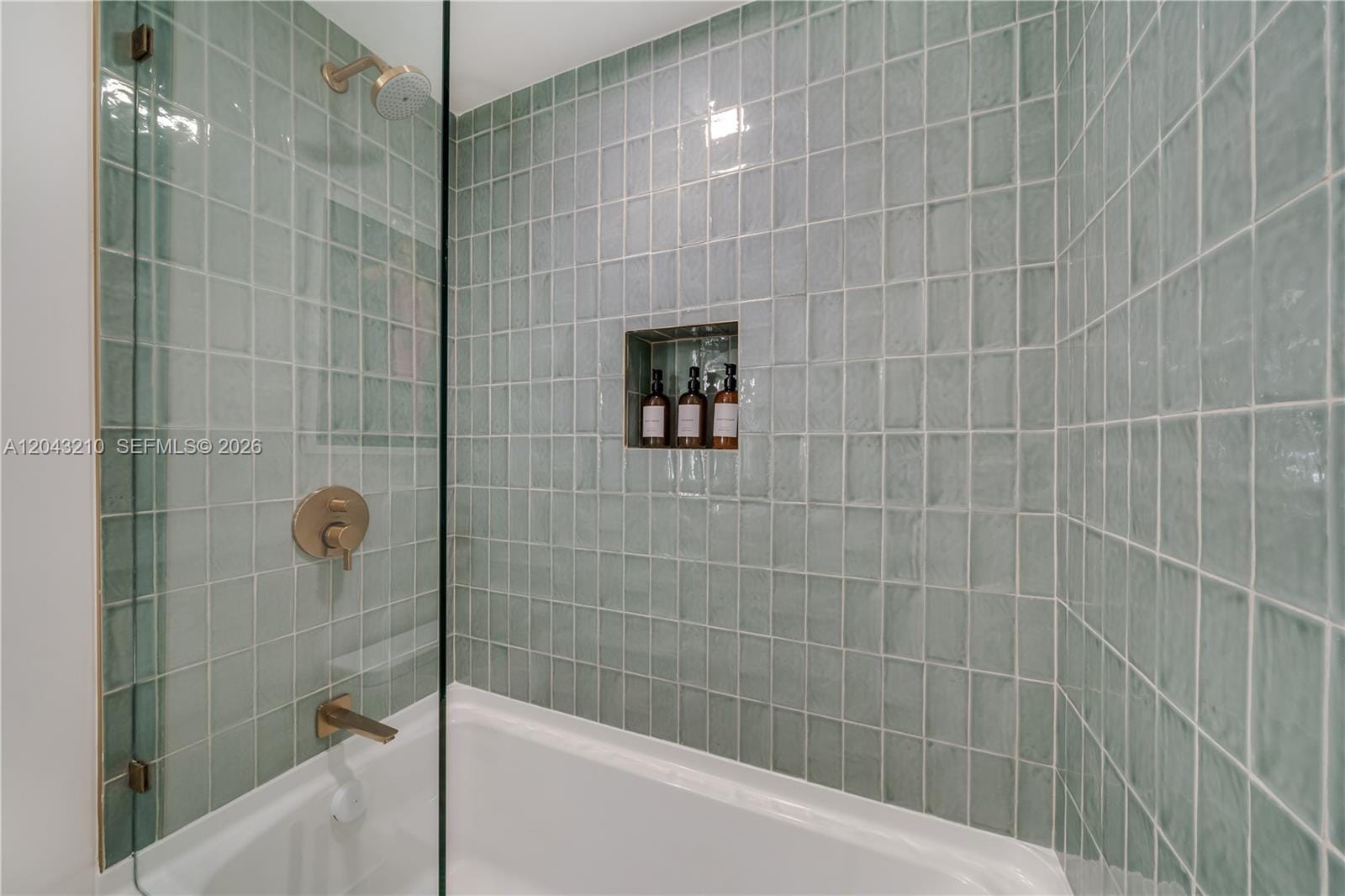 159 NE 6th Street 4212, Miami, FL 33132 photo 17