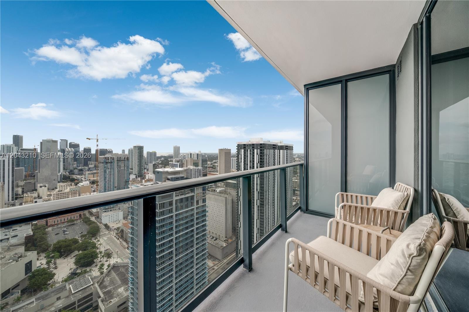 159 NE 6th Street 4212, Miami, FL 33132 photo 20