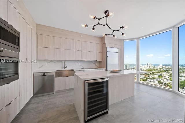 300 S Pointe Drive 3604, Portofino Tower, Miami Beach, FL