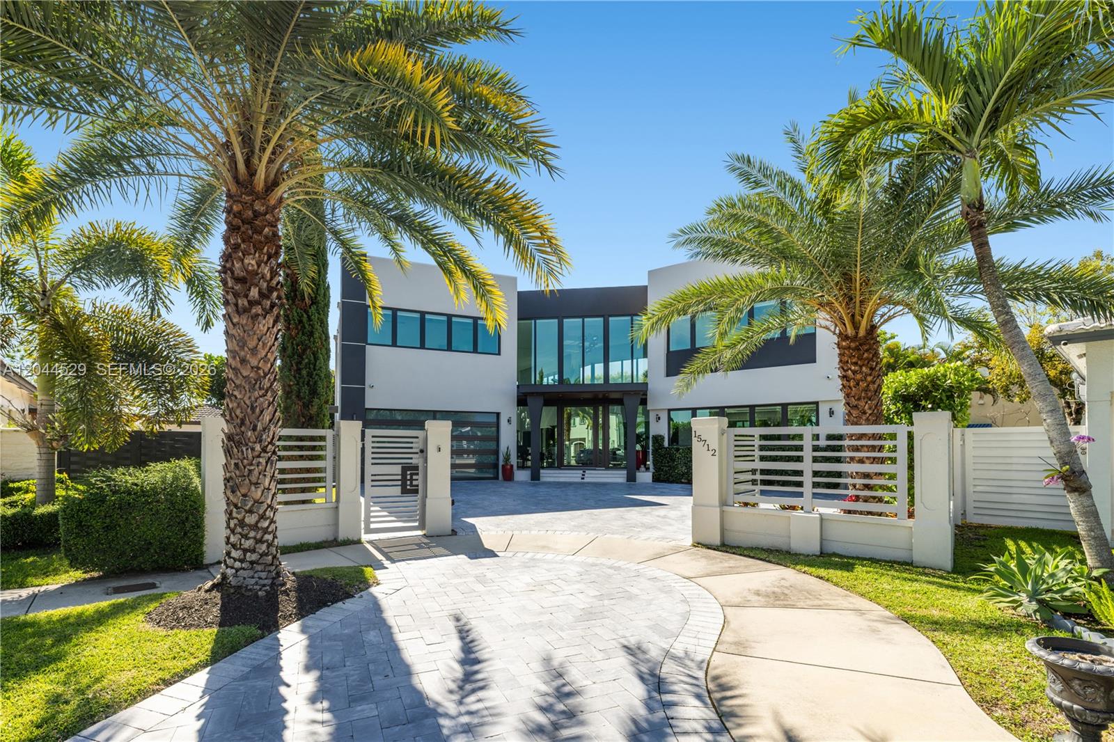 15712 SW 69th Lane, Miami, FL 33193, Miami