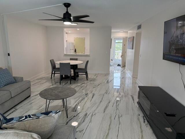 205 SE 11th Terrace 405 — photo 2