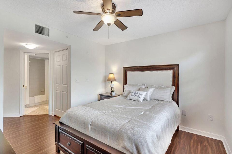 1400 S Crestwood Court S 1407 — photo 12